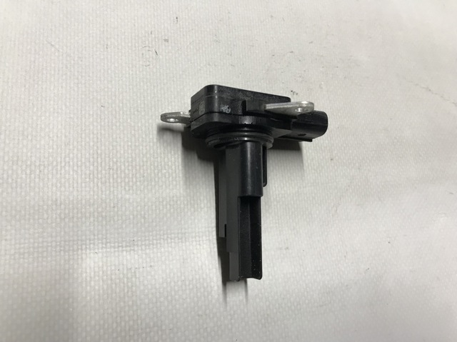 Датчик потоку повітря 222040V010 TOYOTA