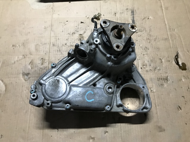 Коробка роздавальна в зборі 27107639273 BMW