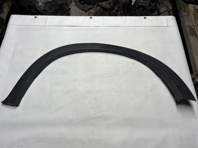 Молдинг арки колеса заднього, лівий 51777158425 BMW