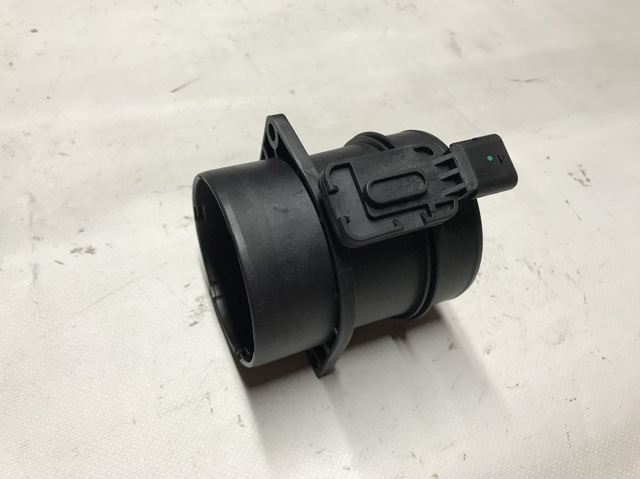 Датчик потоку (витрати) повітря, витратомір MAF - (Mass Airflow) 70640209 HB AUTOELEKTRIK