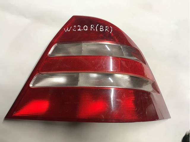 Ліхтар задній правий A2208200264 MERCEDES