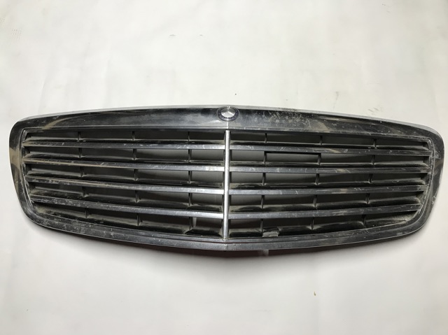 Решітка A2218800083 MERCEDES