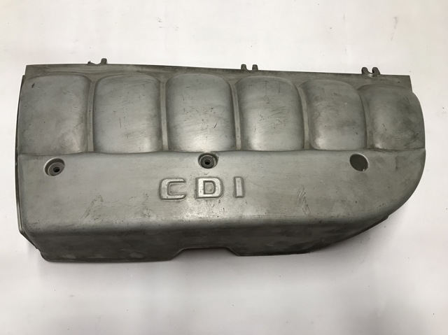 Кришка двигуна декоративна A6130100067 MERCEDES