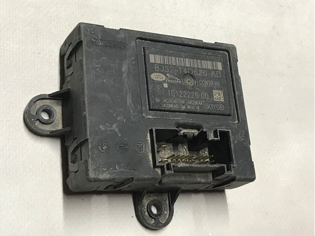 Блок комфорту задніх дверей BJ3214D620AD LAND ROVER