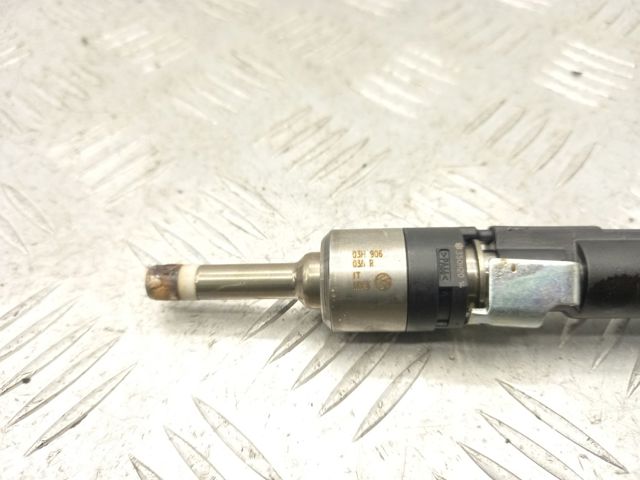 Форсунка паливна 03H906036R VAG