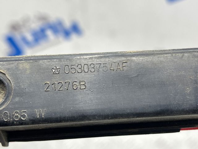 Додаткові задні стопи 05303754AF CHRYSLER