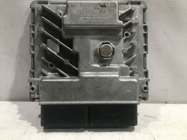 Комп'ютер двигуна 06K907425B VAG