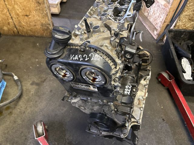 ДВЗ 06L100035F VAG