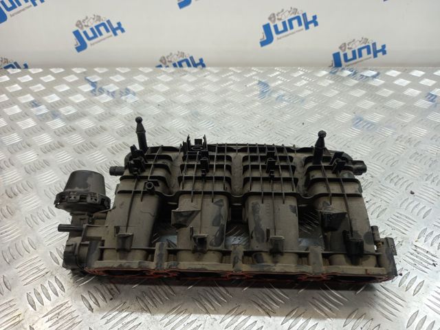 Колектор впускний 06L133201FA VAG