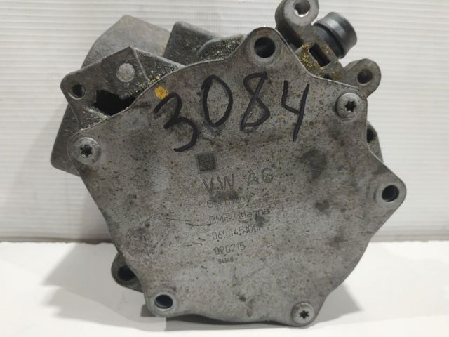 Насос вакуумний 06L145100F VAG