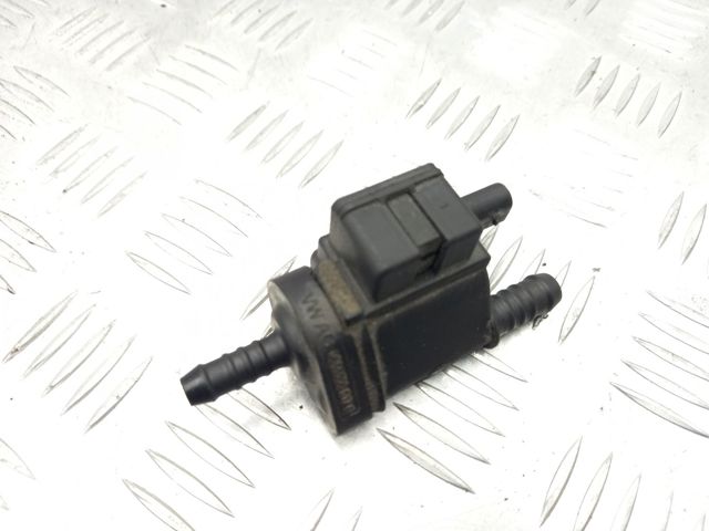 Клапан парів бака 06M906517E VAG