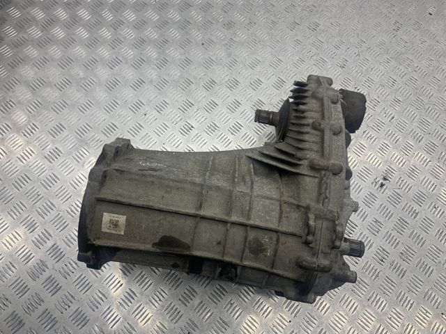Коробка роздавальна 0BU341011R VAG