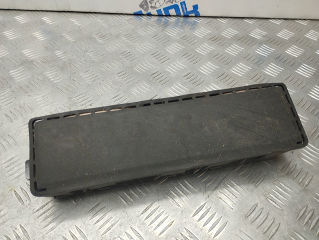Ейрбег захисту колін нижня 100525900F TESLA