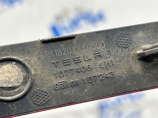 Лівий катафот заднього бампера 107740600F TESLA
