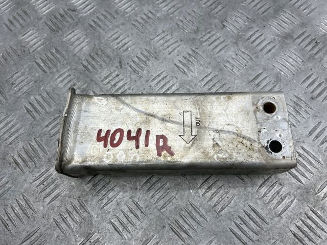 Кронштейн підсилювача переднього бампера 110919300C TESLA