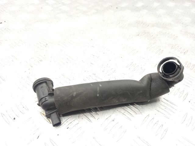 Трубка картера повітряна 11157613889 BMW