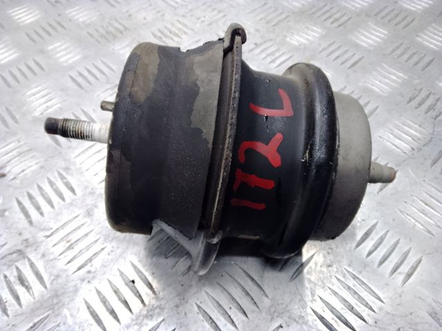 Подушка (опора) двигуна, ліва 112201CB0A NISSAN