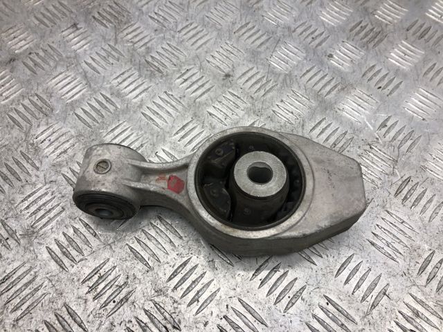 Подушка (опора) двигуна, верхня 113504RA0A NISSAN