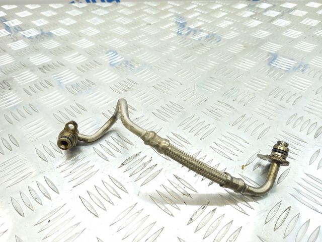 Подача масляна труба 11428626652 BMW