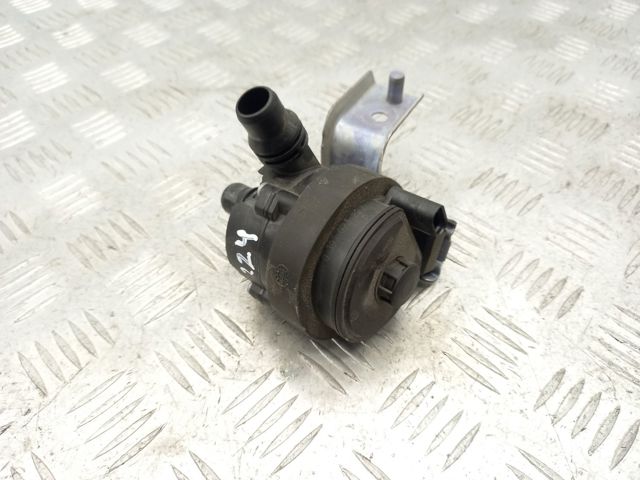 Водяний насос охолодження електричний додатковий 11518671654 BMW