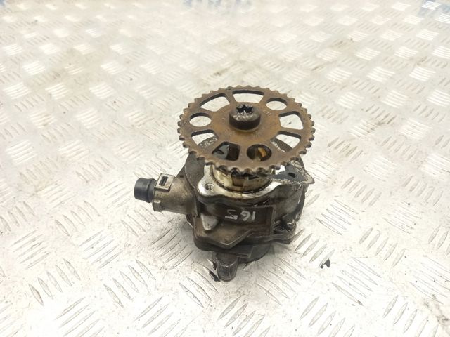 Насос вакуумний 11667619350 BMW