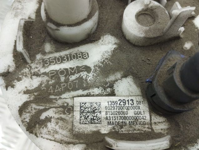 Модуль паливного насоса, з датчиком рівня палива 13544255 GM