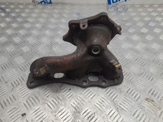 Газопроводи (колектор випускний) 140021AA0A NISSAN