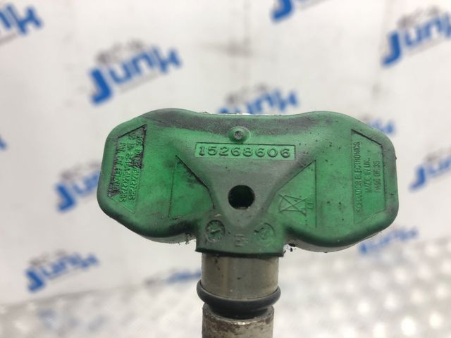 Датчик тиску в шинах 15268606 GM