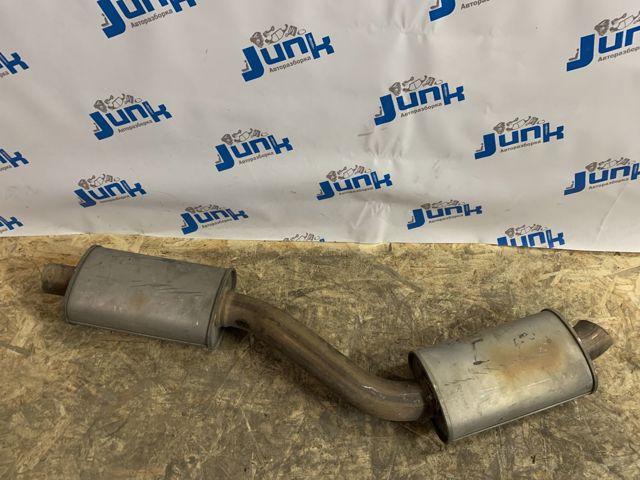 Глушник передній 18307646026 BMW