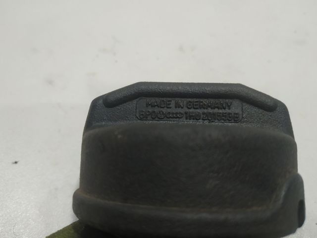 Кришка бензобаку 1H0201553B VAG