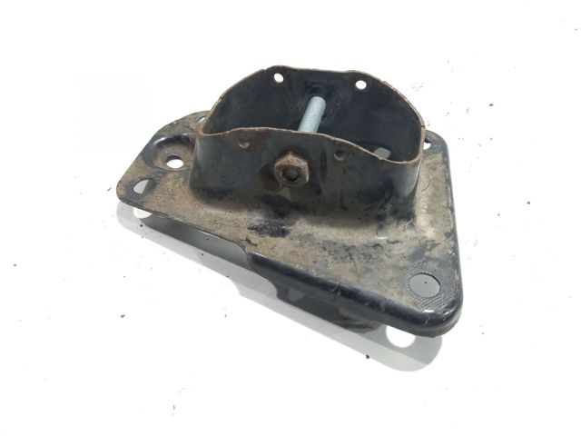 Кронштейн задньої балки 1K0505130L VAG