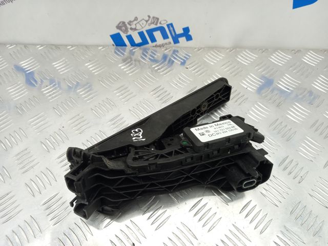 Педаль газу (акселератора) 1K1721503BB VAG