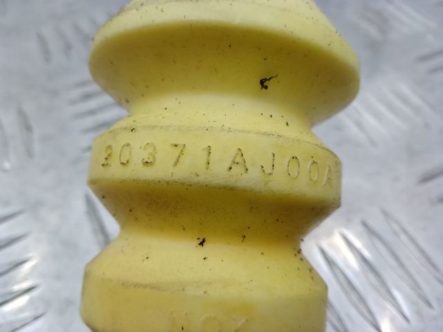 Буфер заднього амортизатора 20371AL010 SUBARU