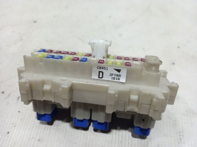 Корпус запобіжників 243841CA0A NISSAN