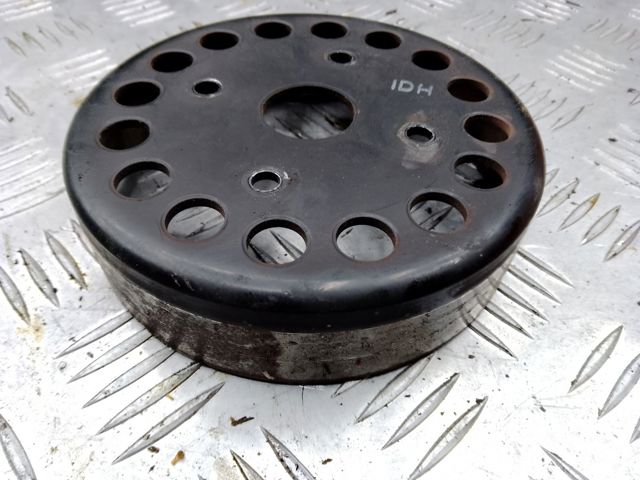 Шків водяного насоса 252212E000 HYUNDAI