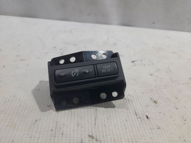 Блок кнопок центральної консолі 252734BA0A NISSAN