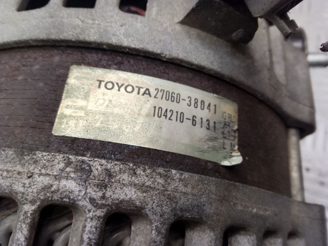 Генератор автомобільний 2706038041 TOYOTA