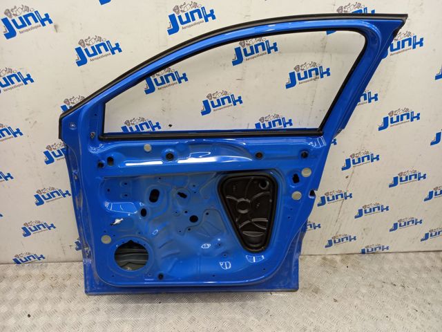 Пасажирські передні двері 2GJ831056F VAG