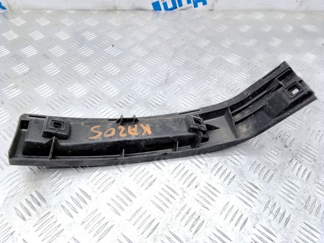 Лівий кронштейн кріплення бампера заднього 30655124 VOLVO