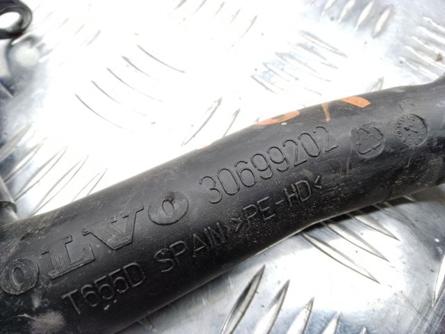 Горловина бачка омивача 30699202 VOLVO