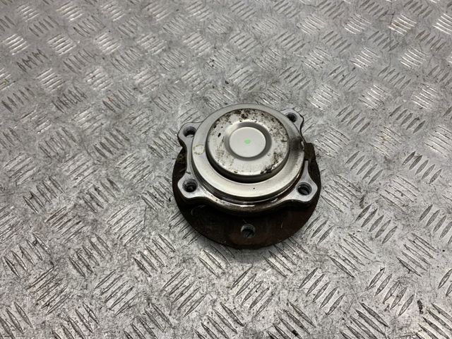 Маточина переднього колеса 31206872888 BMW