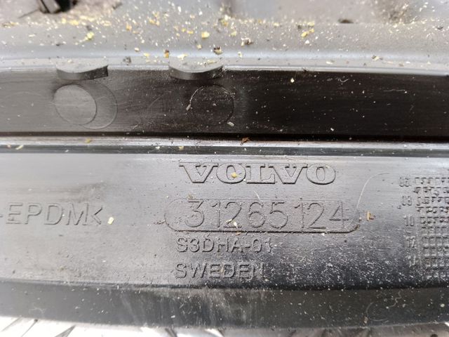 Балка радіатора нижня 31274615 VOLVO