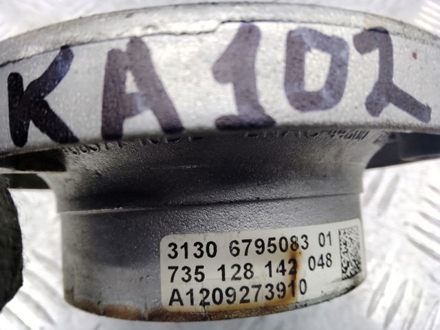 Кріплення переднього амортизатора 31306795083 BMW