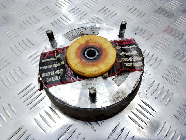 Опора стійки амортизатора переднього 31336788776 BMW