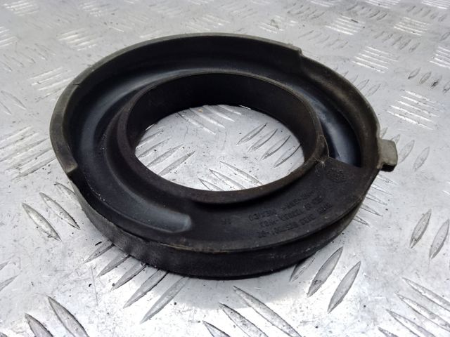 Проставка (гумове кільце) пружини передньої, верхня 31336857001 BMW