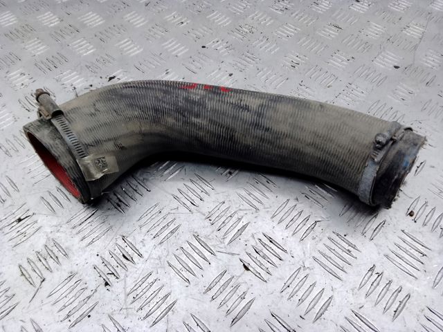 Шланг/патрубок интеркуллера 31338560 VOLVO
