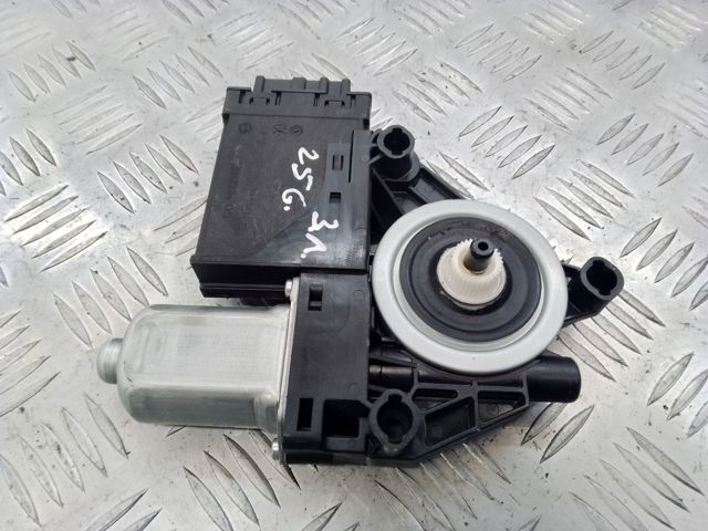 Привід ліфта задній 31349758 VOLVO