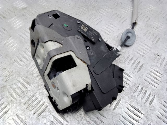 Замок водійських дверей 31349858 VOLVO