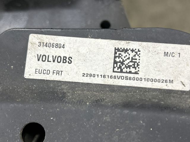 Передня балка 31406808 VOLVO