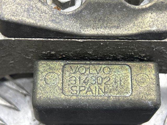 Права опора двигуна 31430211 VOLVO
